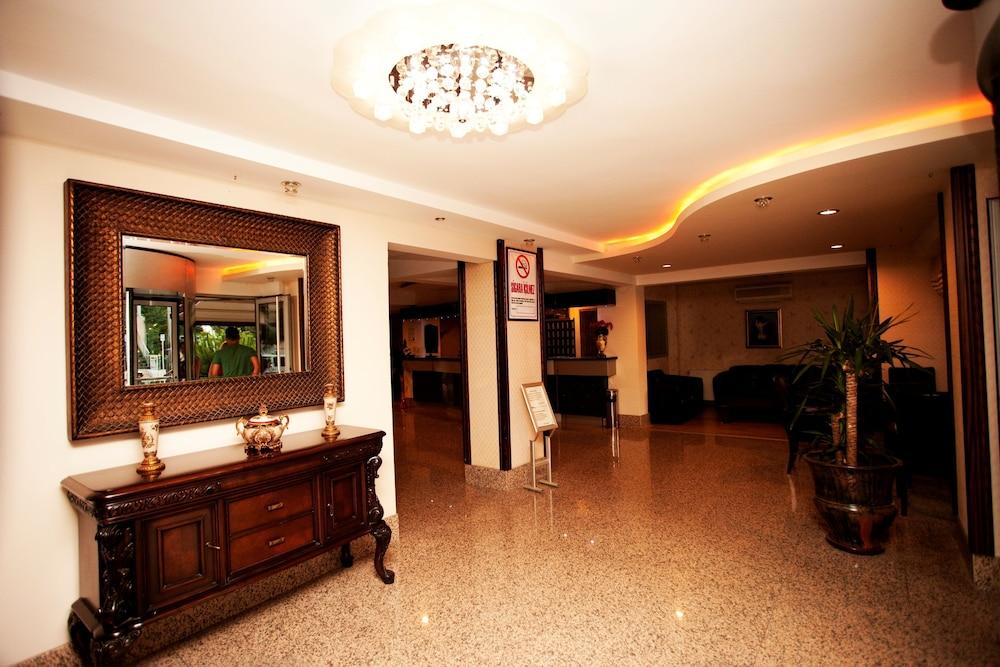 Duqqan Deluxe Hotel Κουσάντασι Εξωτερικό φωτογραφία