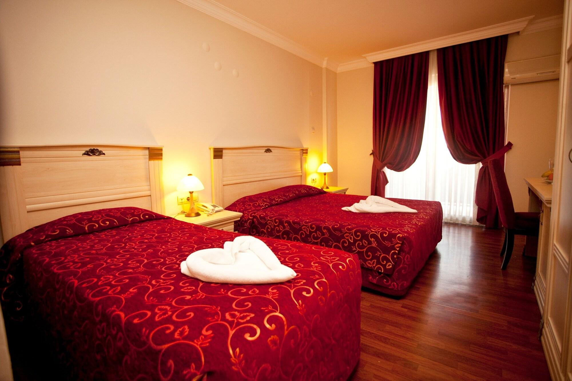 Duqqan Deluxe Hotel Κουσάντασι Εξωτερικό φωτογραφία